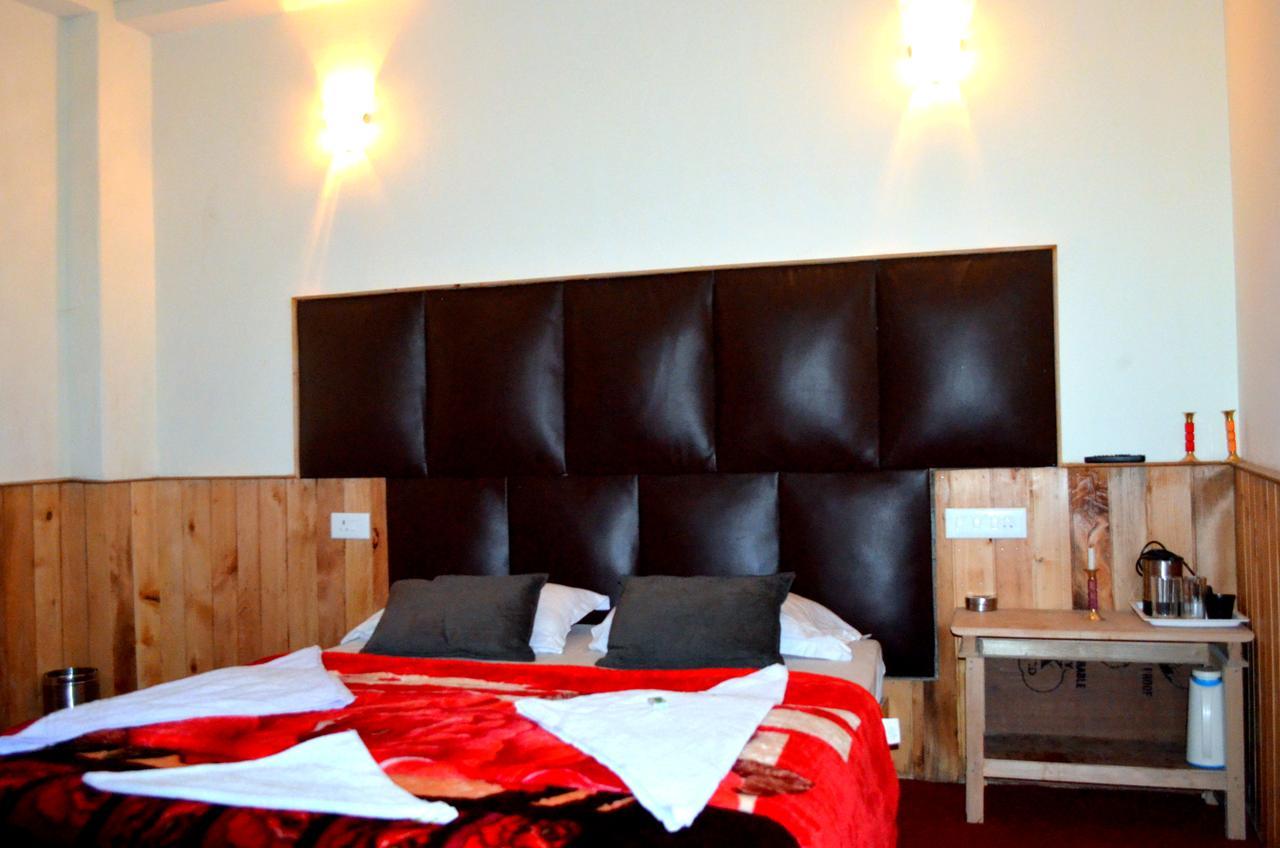 Delight Royal Lachen Buitenkant foto