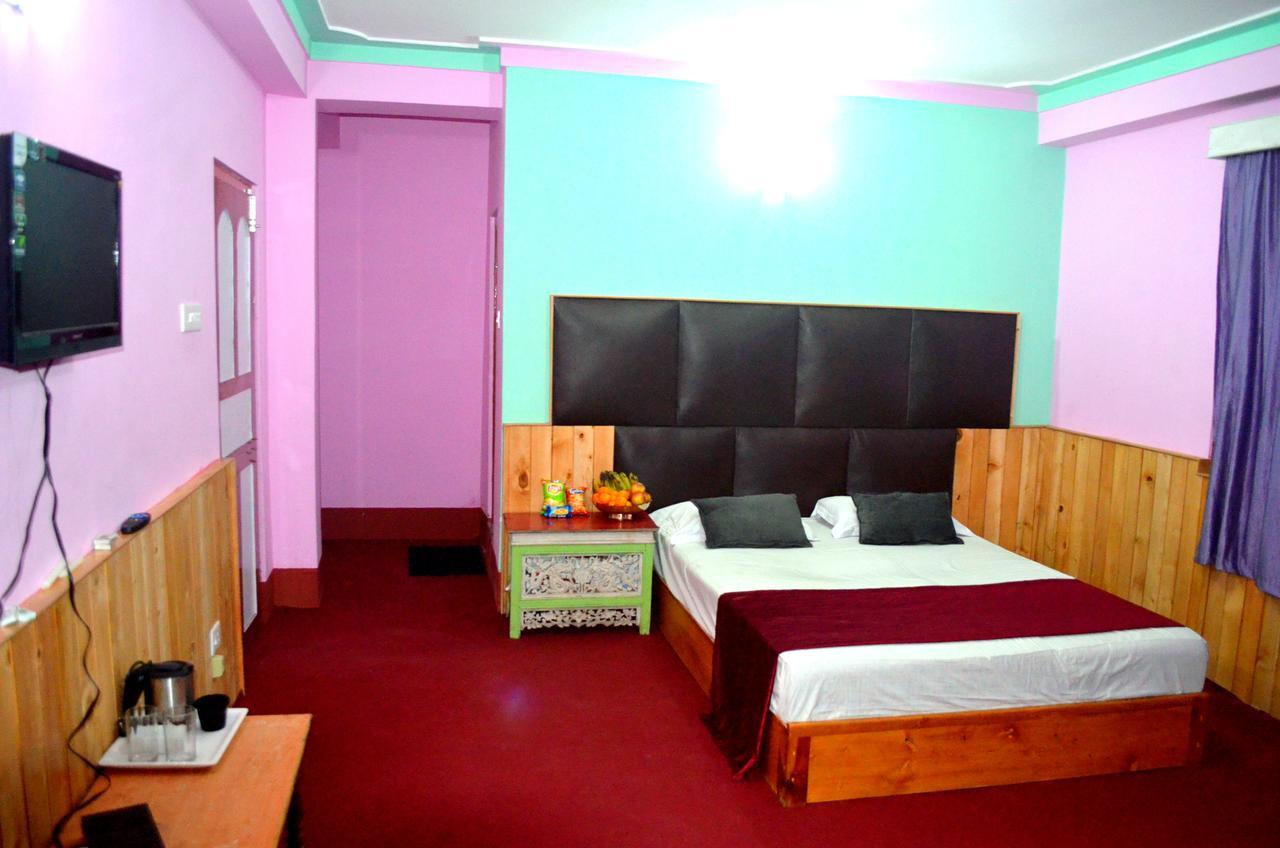 Delight Royal Lachen Buitenkant foto
