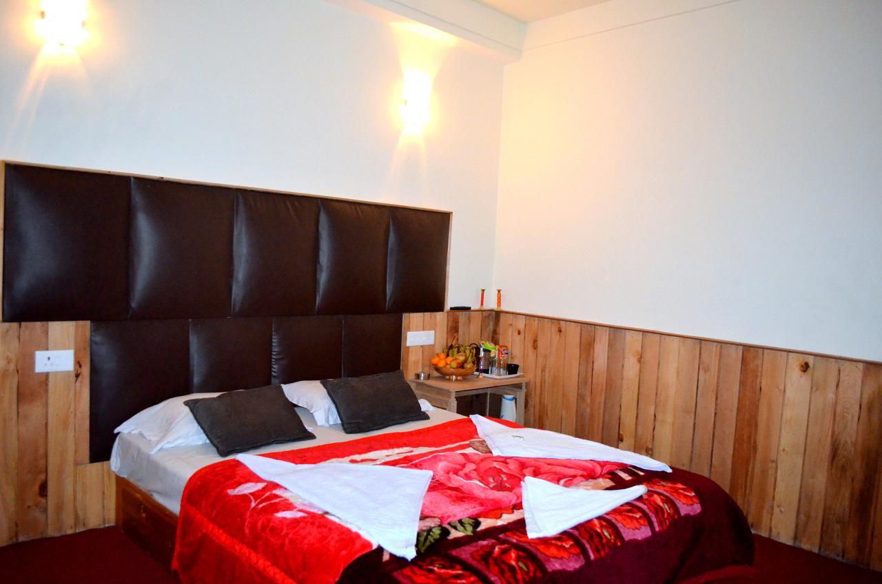 Delight Royal Lachen Buitenkant foto
