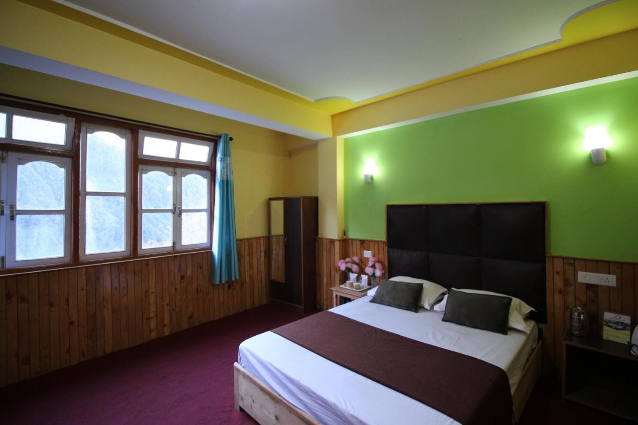 Delight Royal Lachen Buitenkant foto