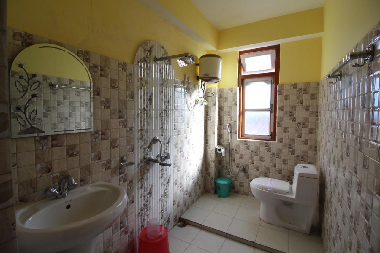 Delight Royal Lachen Buitenkant foto